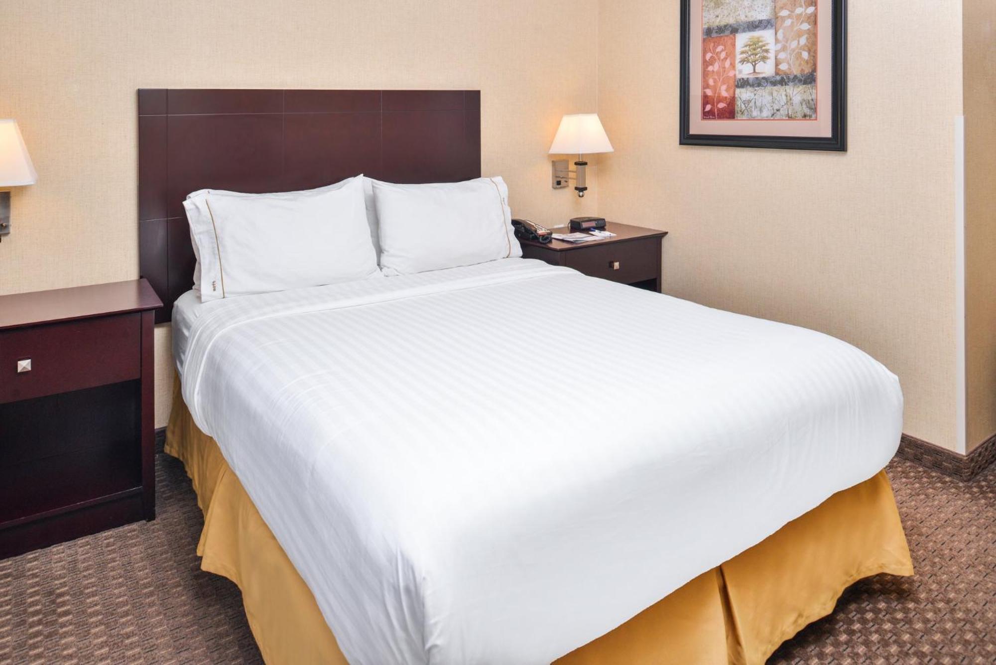Holiday Inn Express Hotel & Suites Portland - Jantzen Beach By Ihg Buitenkant foto