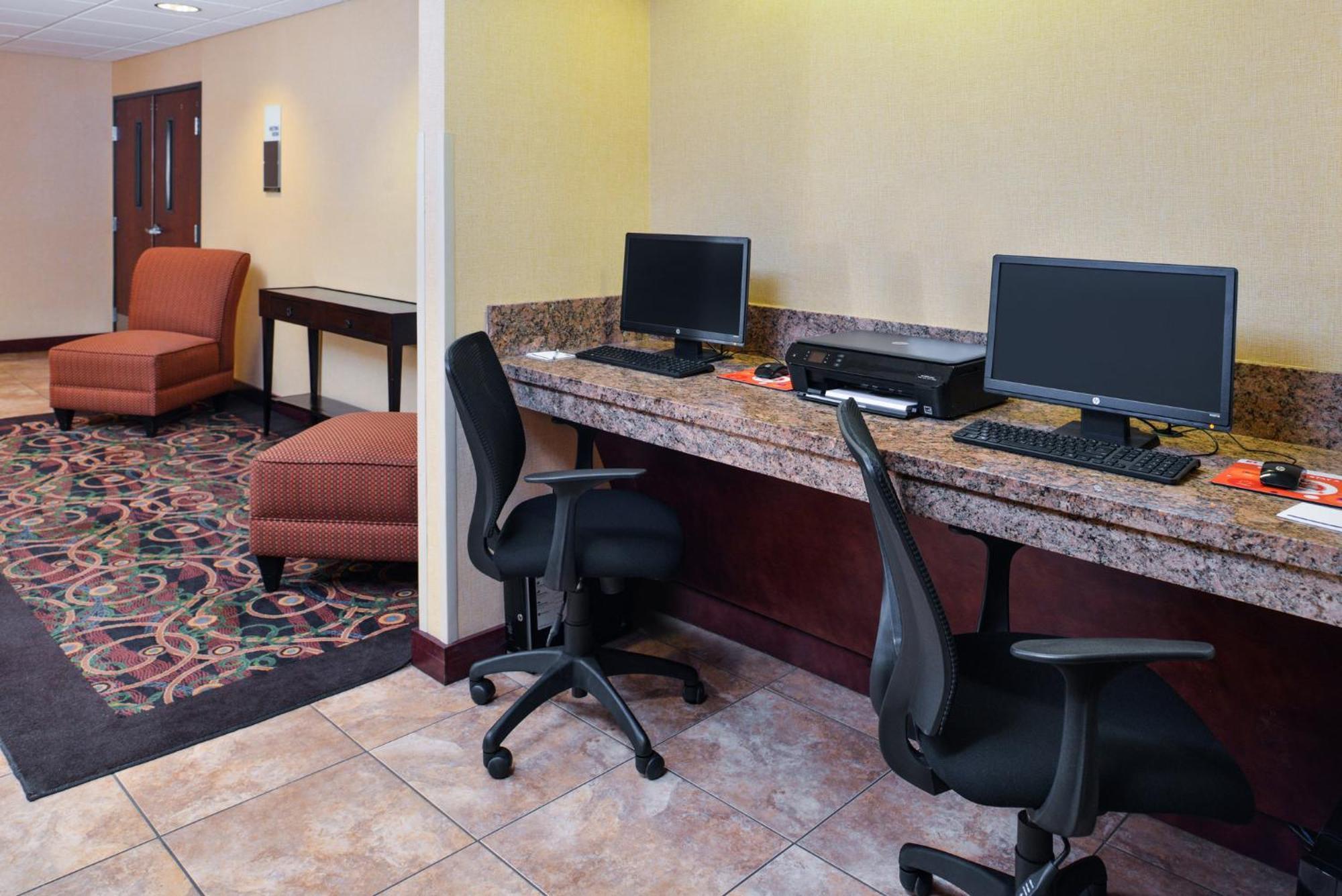 Holiday Inn Express Hotel & Suites Portland - Jantzen Beach By Ihg Buitenkant foto