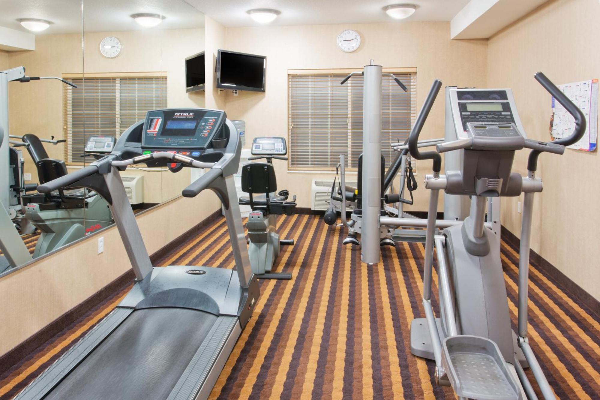 Holiday Inn Express Hotel & Suites Portland - Jantzen Beach By Ihg Buitenkant foto